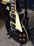 4_epiphone_les_paul.jpg